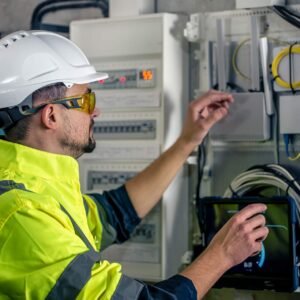 Mantenimiento y Reparaciones Eléctricas